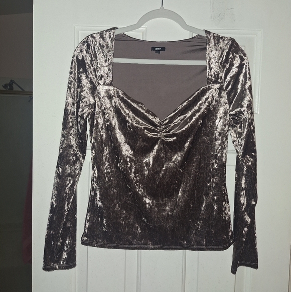 Express Body Contour Top - Picture 5 of 9